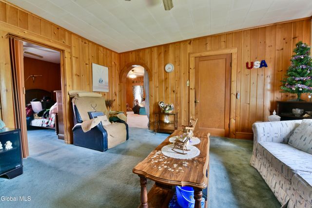 103 Broad Street, Gloversville, NY 12078