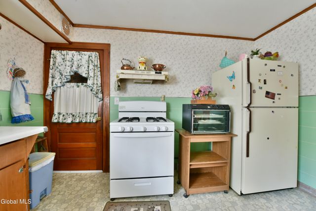 103 Broad Street, Gloversville, NY 12078
