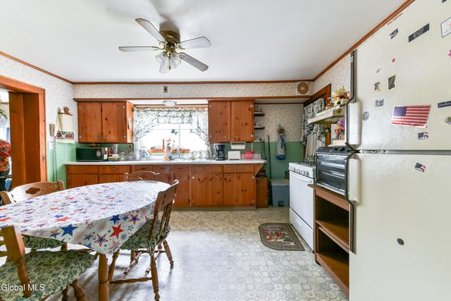 103 Broad Street, Gloversville, NY 12078