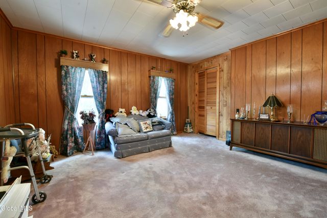 103 Broad Street, Gloversville, NY 12078