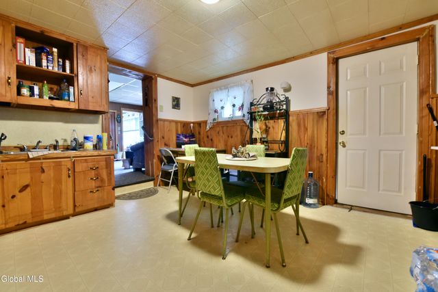 103 Broad Street, Gloversville, NY 12078