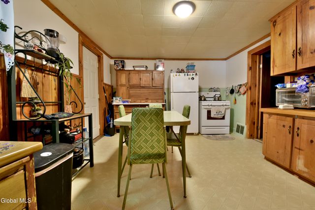 103 Broad Street, Gloversville, NY 12078