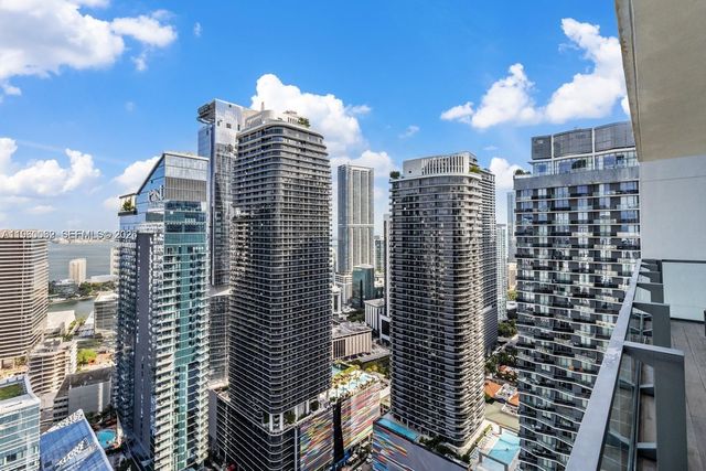 88 SW 7th St 3909, Miami, FL 33130