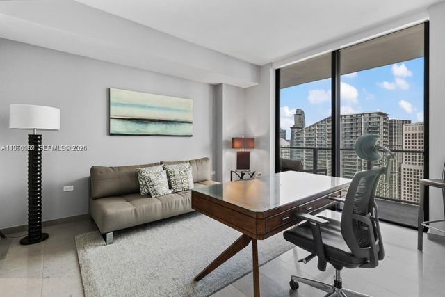 88 SW 7th St 3909, Miami, FL 33130