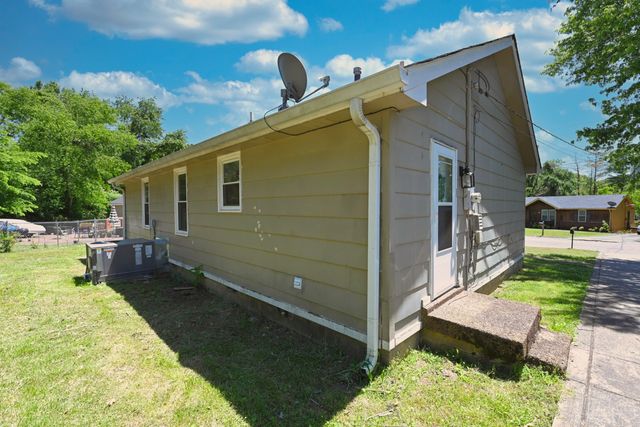 108 Crystal Ct, Nashville, TN 37207