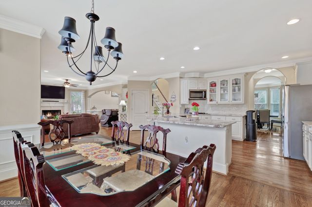 530 Bircham Way, Roswell, GA 30075