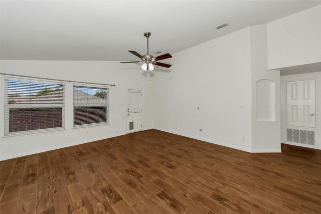 10117 Sourwood Drive, Fort Worth, TX 76244