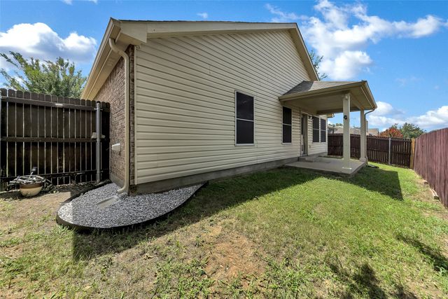 10117 Sourwood Drive, Fort Worth, TX 76244