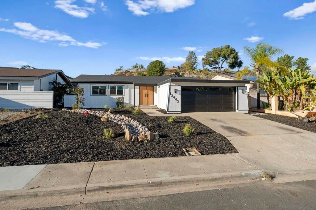 13442 Mountainside Dr, Poway, CA 92064