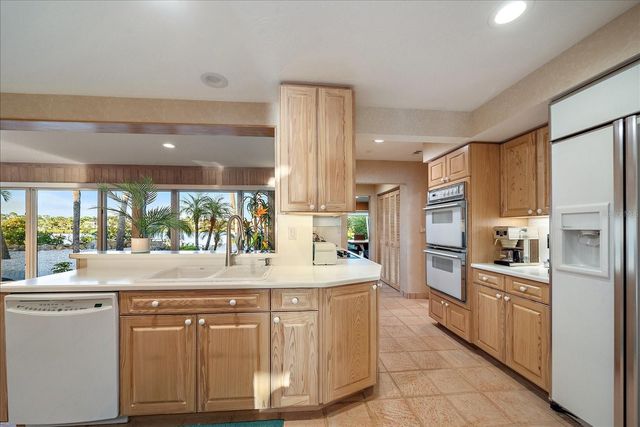 756 N MANASOTA KEY ROAD, Englewood, FL 34223
