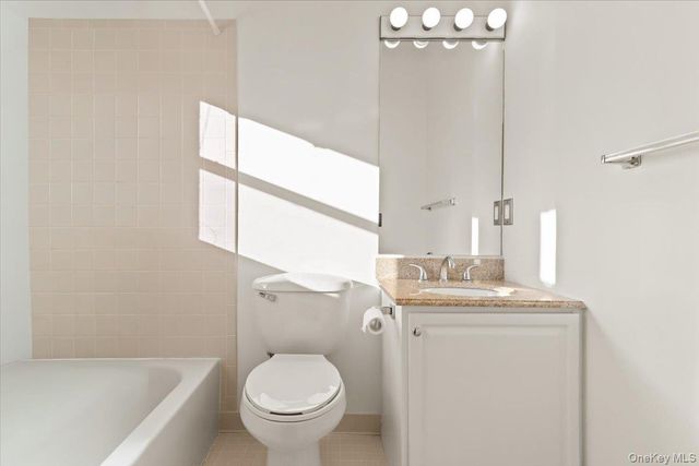 51 Hemlock Circle, Peekskill, NY 10566