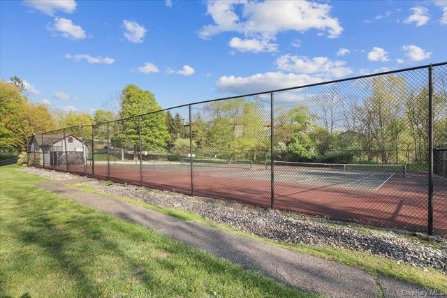 51 Hemlock Circle, Peekskill, NY 10566