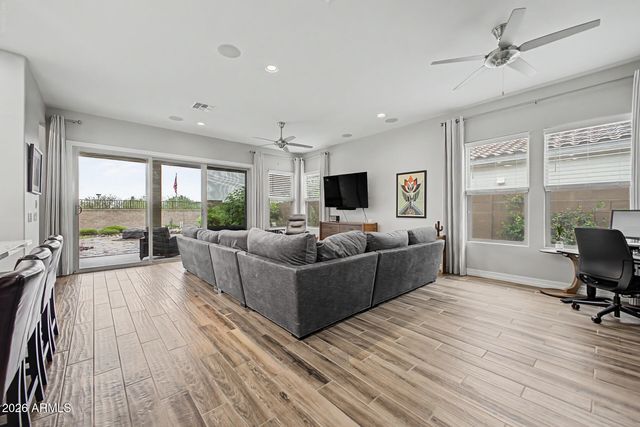 16458 W GARY Way, Goodyear, AZ 85338