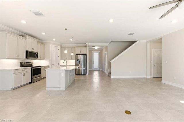 28181 CAPTIVA SHELL LOOP, Bonita Springs, FL 34135