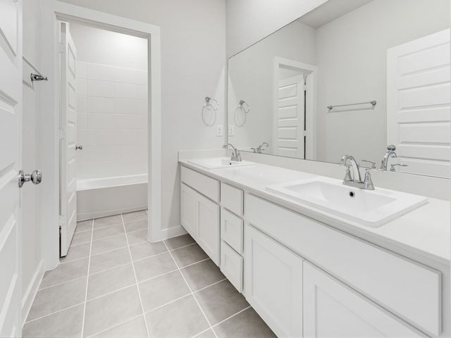 14736 Desert Door Drive, Fort Worth, TX 76052