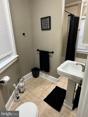 22 DUNHAM ST, Trenton, NJ 08618