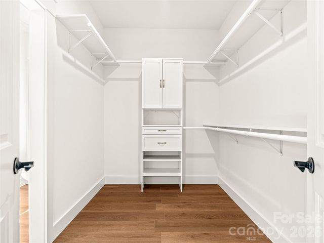 90 Saddle Club Lane, Hendersonville, NC 28739