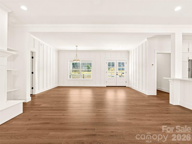 90 Saddle Club Lane, Hendersonville, NC 28739