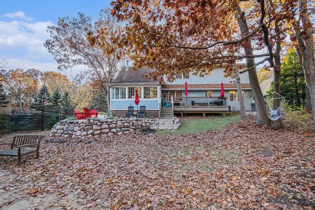 200 Marx Drive, New Buffalo, MI 49117