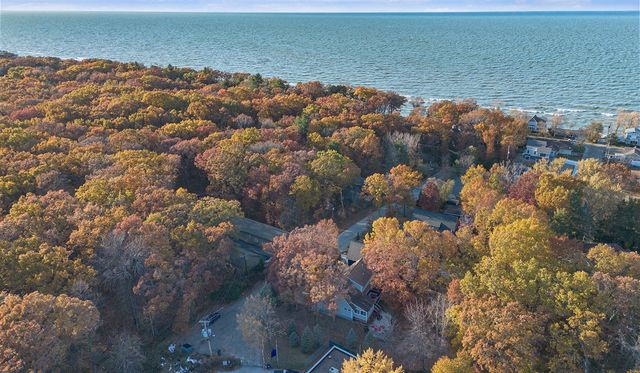 200 Marx Drive, New Buffalo, MI 49117