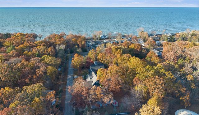 200 Marx Drive, New Buffalo, MI 49117