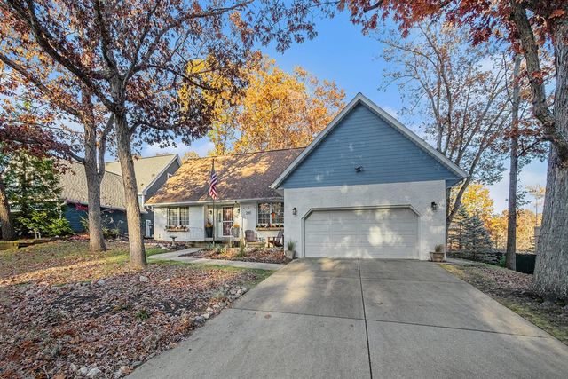 200 Marx Drive, New Buffalo, MI 49117