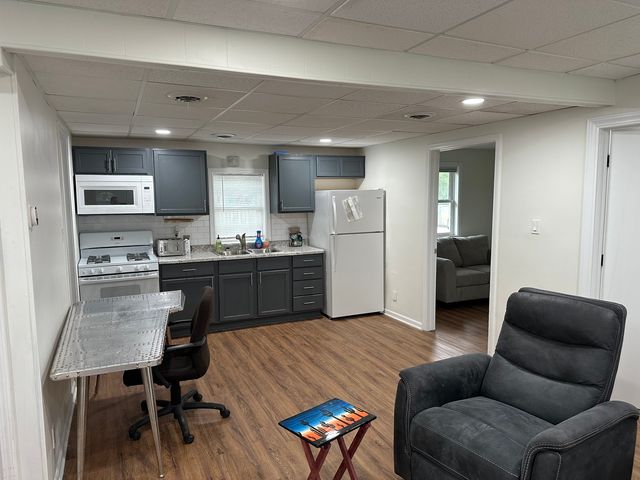 22525 State Street 103, Steger, IL 60475