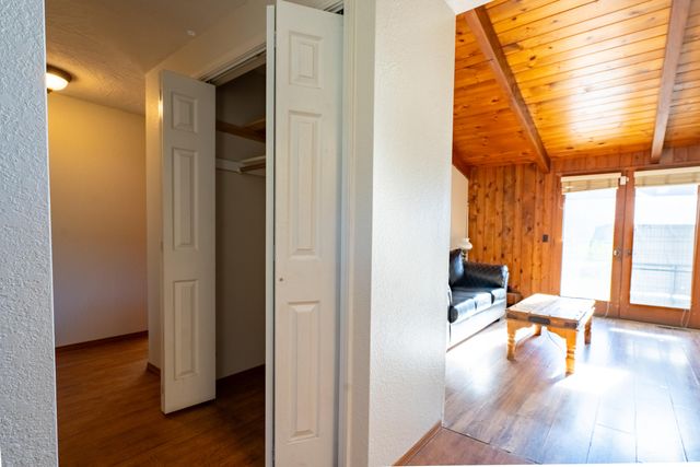 2453 Stringer Gap Road, Grants Pass, OR 97527