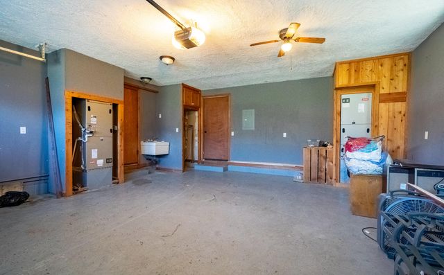 2453 Stringer Gap Road, Grants Pass, OR 97527