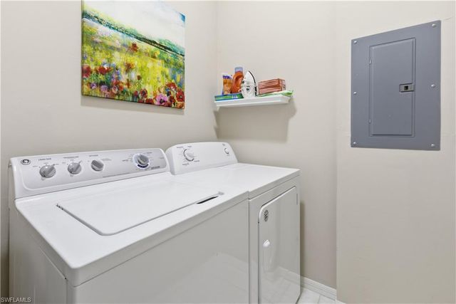 3442 Pointe Creek CT 201, Bonita Springs, FL 34134