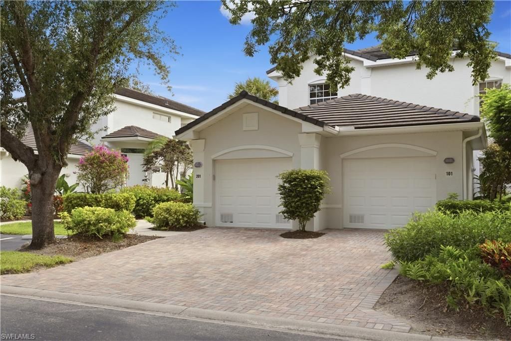 3442 Pointe Creek CT 201, Bonita Springs, FL 34134