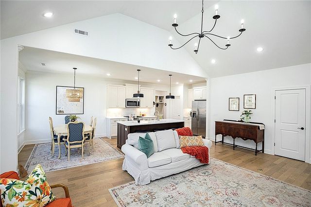 20 Greenodd Drive, Bella Vista, AR 72714