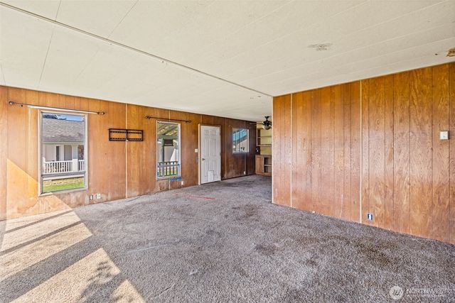 30 Marsden Road, Port Angeles, WA 98362