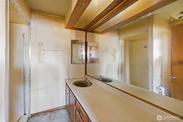 30 Marsden Road, Port Angeles, WA 98362