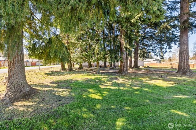 30 Marsden Road, Port Angeles, WA 98362