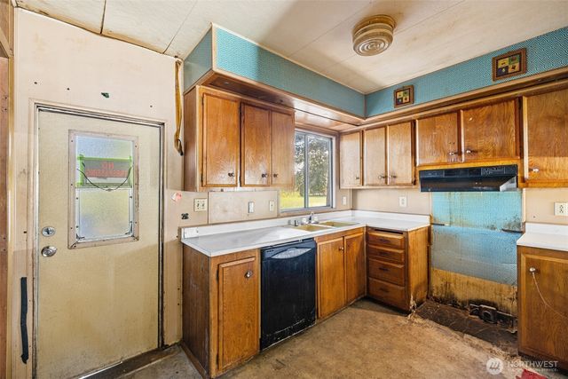 30 Marsden Road, Port Angeles, WA 98362