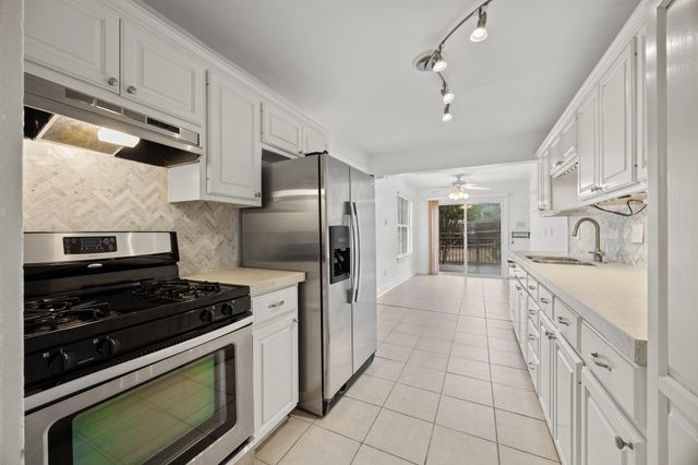 708 Keasbey ST, Austin, TX 78751
