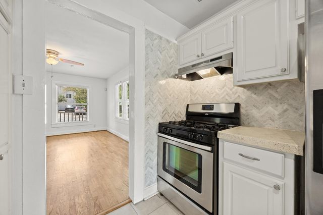 708 Keasbey ST, Austin, TX 78751