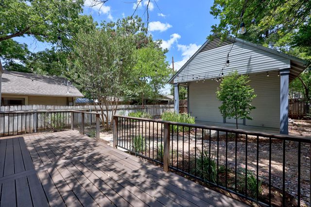 708 Keasbey ST, Austin, TX 78751