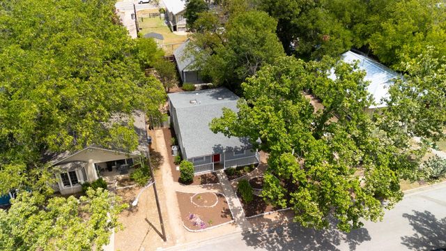 708 Keasbey ST, Austin, TX 78751