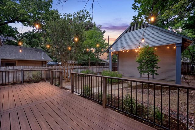 708 Keasbey ST, Austin, TX 78751