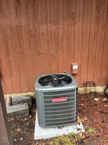 10 Augusta Dr 4, Vernon Twp., NJ 07462