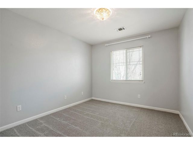 1892 Gunnison Pl, Loveland, CO 80538