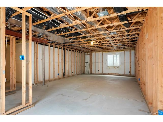 1892 Gunnison Pl, Loveland, CO 80538