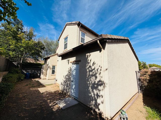 6141 Passiflora Ln, Orangevale, CA 95662