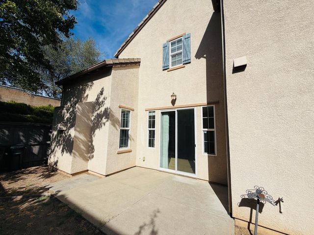 6141 Passiflora Ln, Orangevale, CA 95662