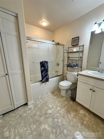 804 Meteor Court SE, Ocean Shores, WA 98569