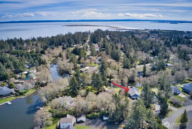 804 Meteor Court SE, Ocean Shores, WA 98569