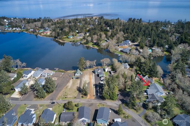 804 Meteor Court SE, Ocean Shores, WA 98569