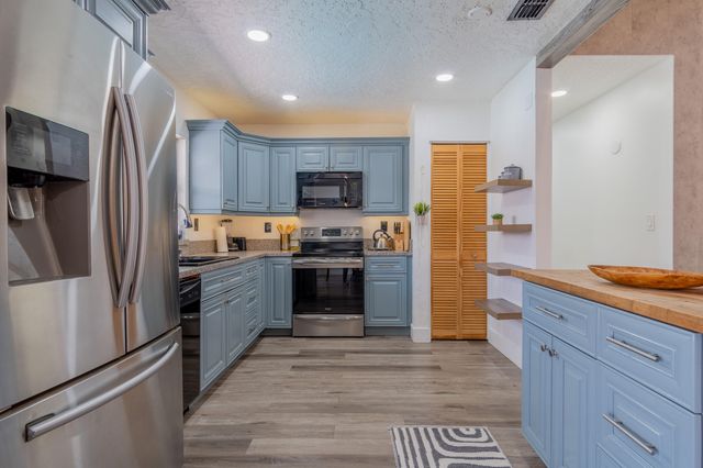 11010 NW 24TH Court, Sunrise, FL 33322